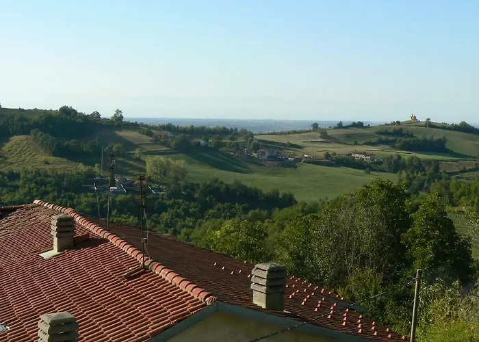 Elma Villa *
